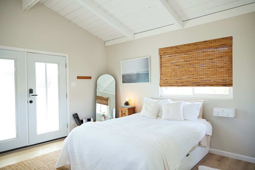 Photo of Bedroom in North Clairemont