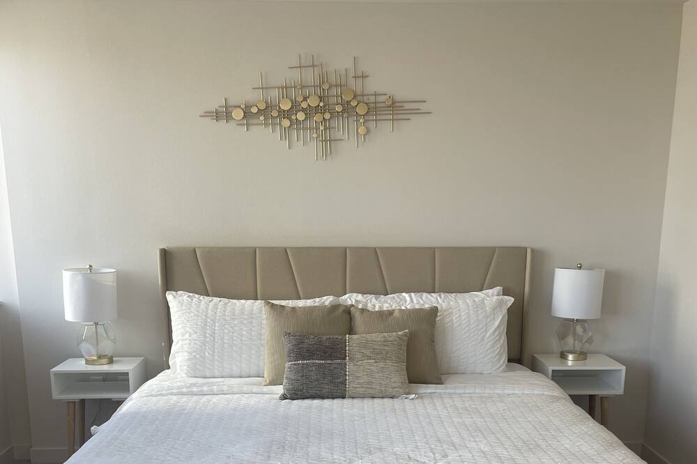 Photo of Bedroom in University City