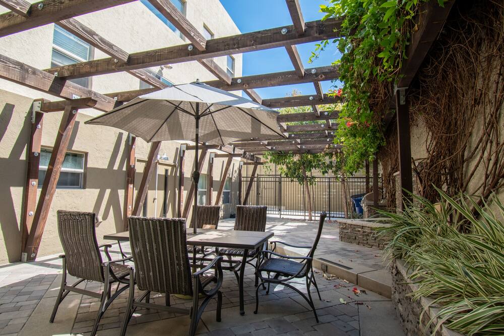 Photo of Patio Balcony in Civic Core