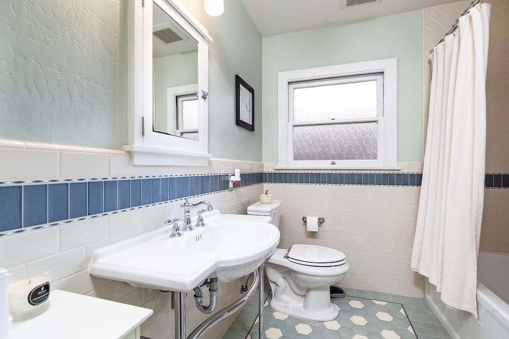 Photo of Bathroom in North Park