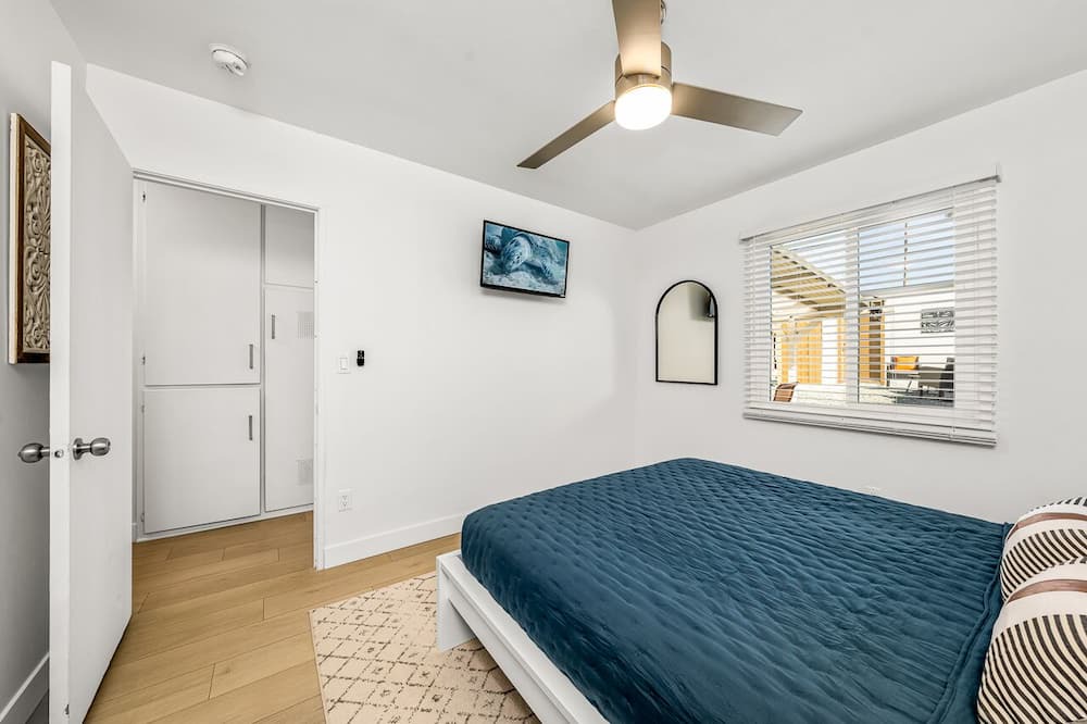 Photo of Bedroom in North Clairemont