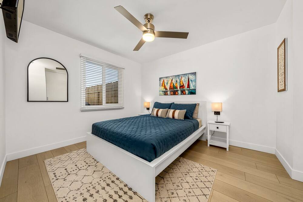 Photo of Bedroom in North Clairemont