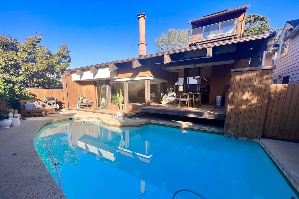 Photo of Outdoor in Mission Hills