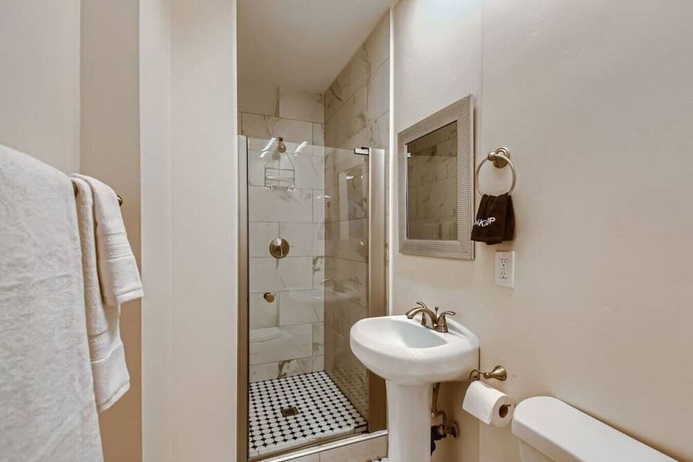 Photo of Bathroom in Golden Hill