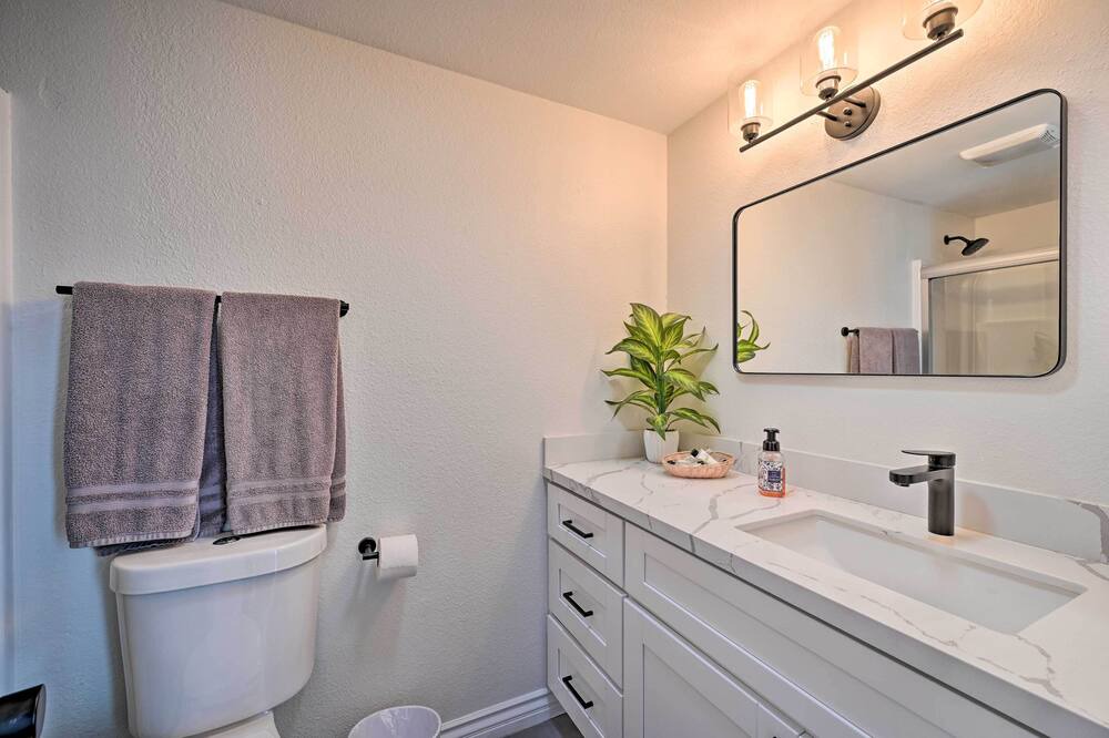 Photo of Bathroom in University City