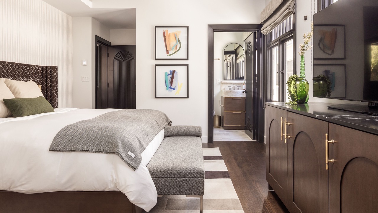 Photo of Bedroom in Village of La Jolla