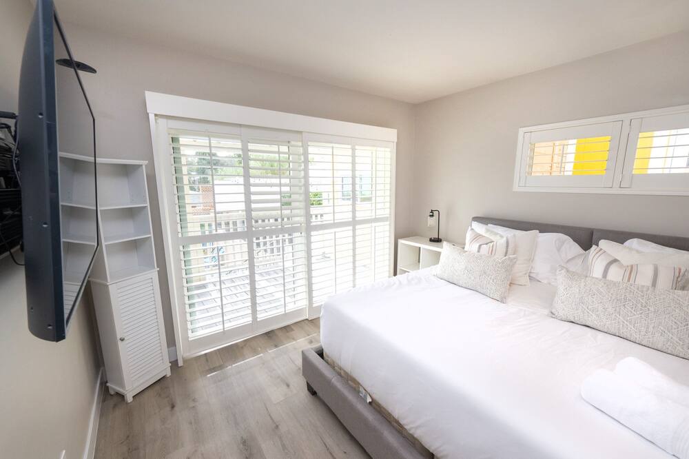 Photo of Bedroom in Golden Hill