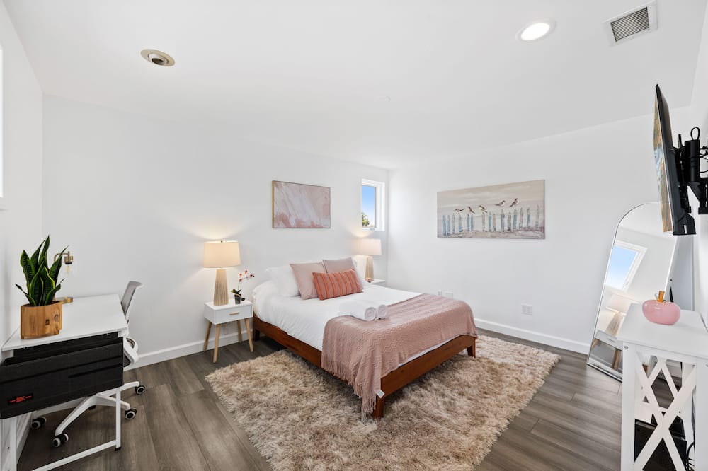 Photo of Bedroom in Clairemont Mesa West