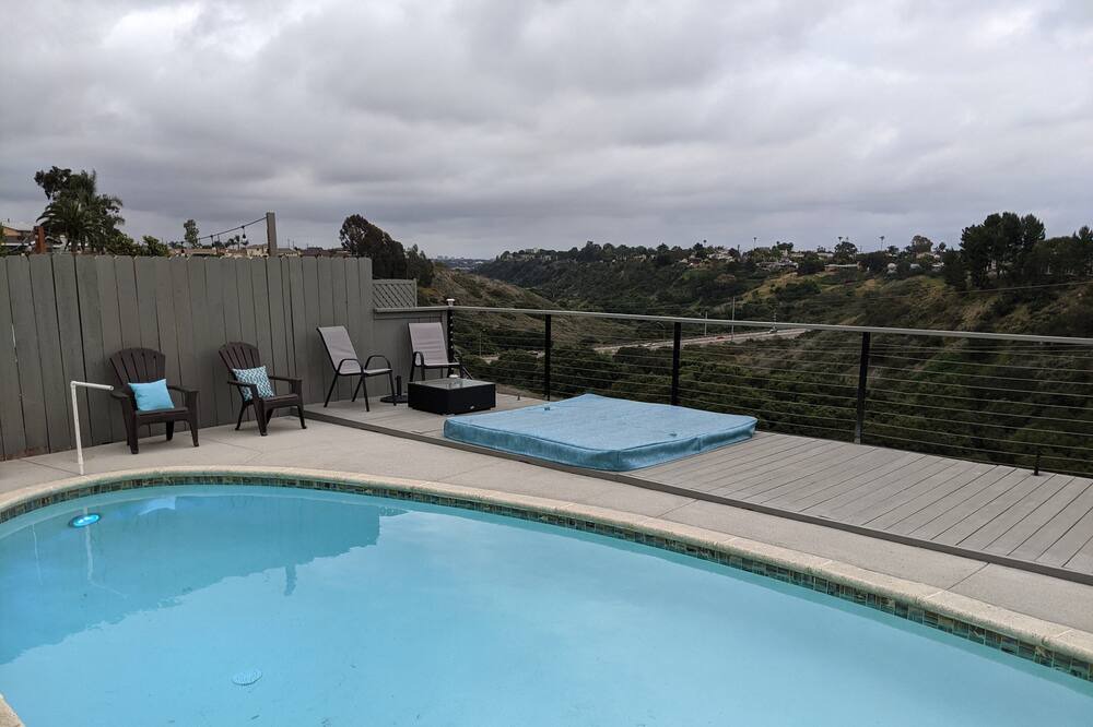 Photo of Outdoor in Clairemont Mesa West