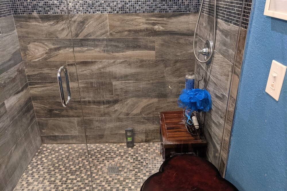 Photo of Bathroom in Clairemont Mesa West