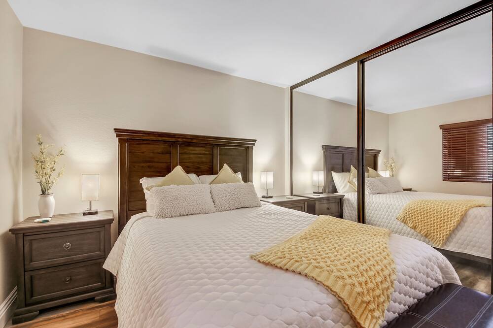 Photo of Bedroom in University City
