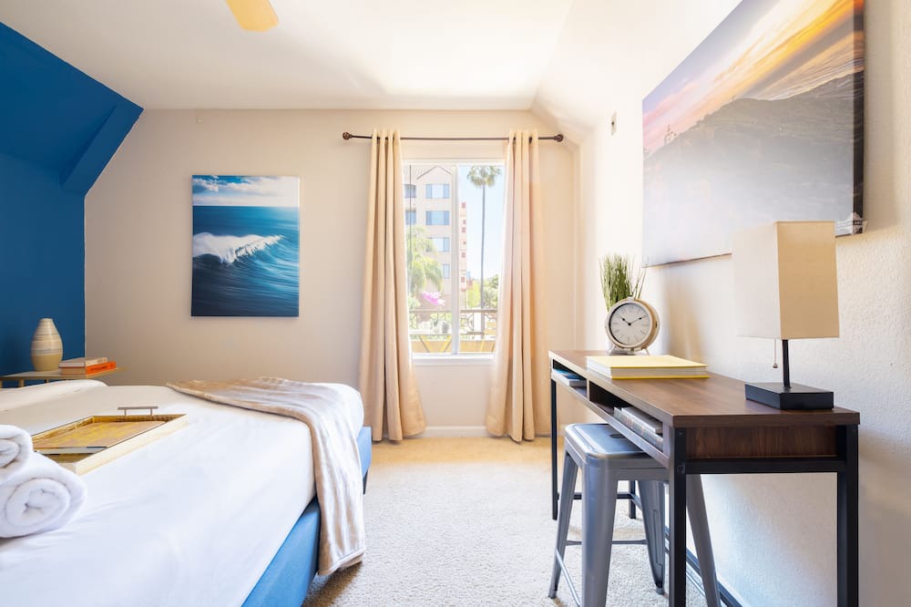 Photo of Bedroom in University City