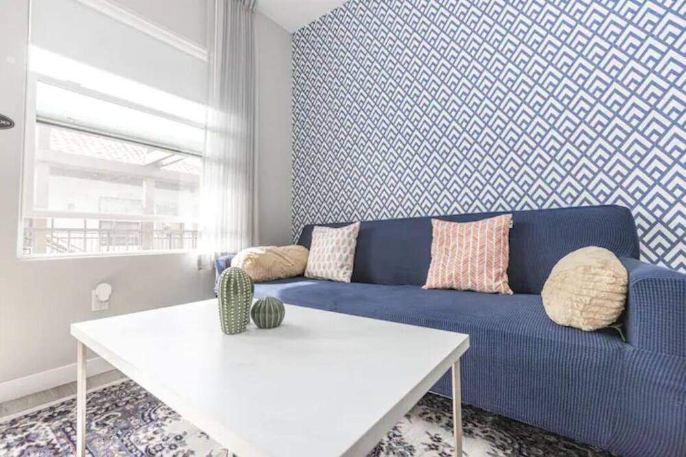 Photo of Livingroom in Mission Hills