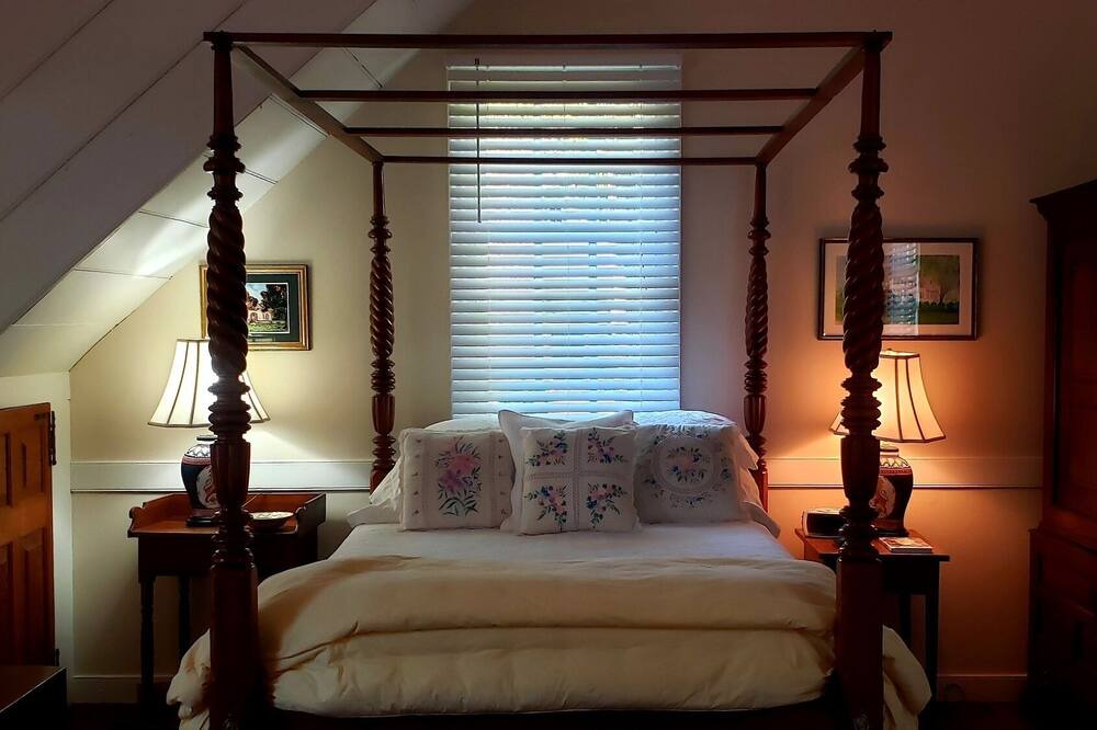 Photo of Bedroom in Hayes