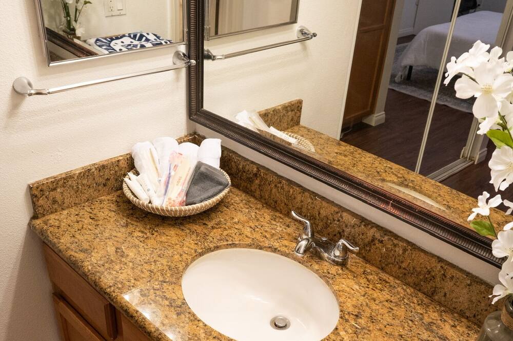 Photo of Bathroom in Serra Mesa