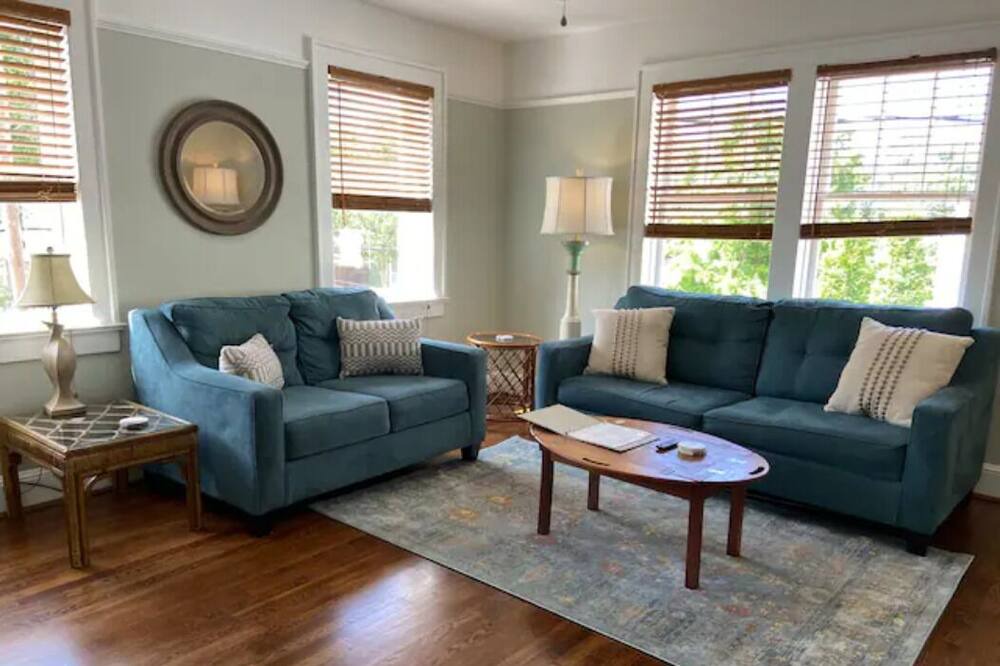 Photo of Livingroom in North Chattanooga