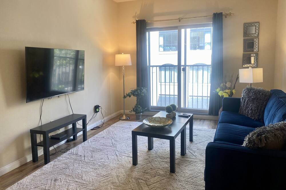 Photo of Livingroom in Pacific Terrace
