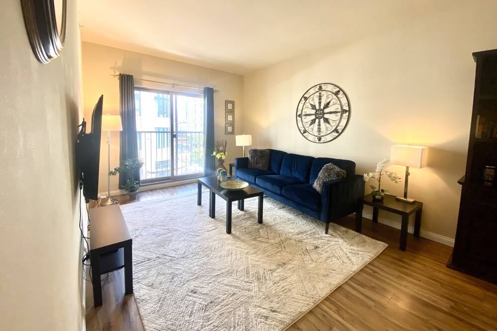 Photo of Livingroom in Pacific Terrace