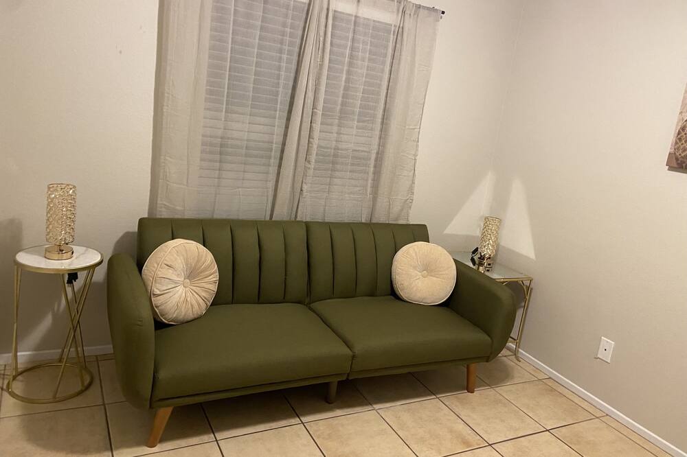 Photo of Livingroom in Rhodes Ranch