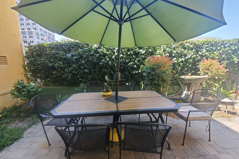 Photo of Patio Balcony in Civic Core