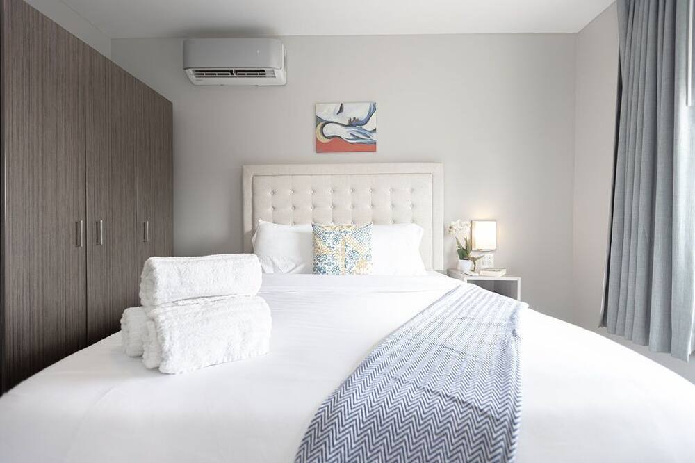 Photo of Bedroom in Mission Hills