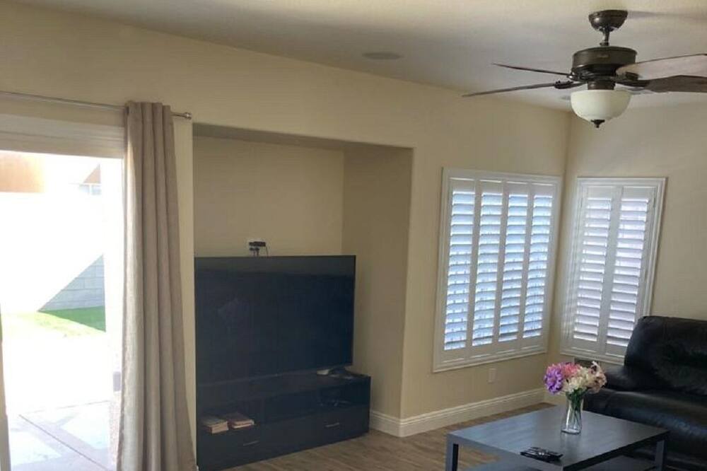 Photo of Livingroom in Paradise