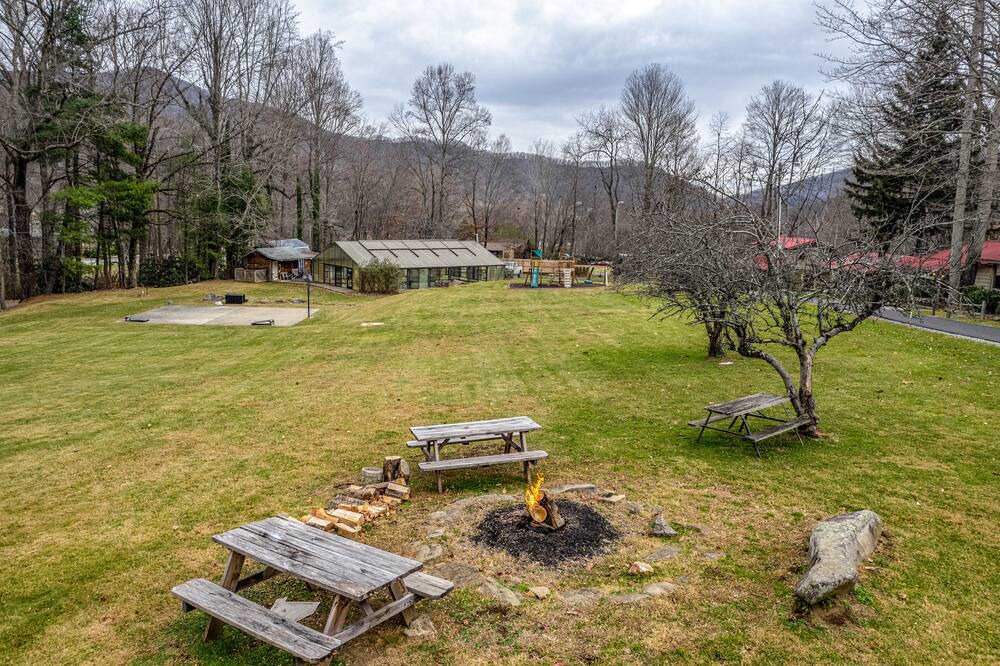 Photo of Others in Maggie Valley