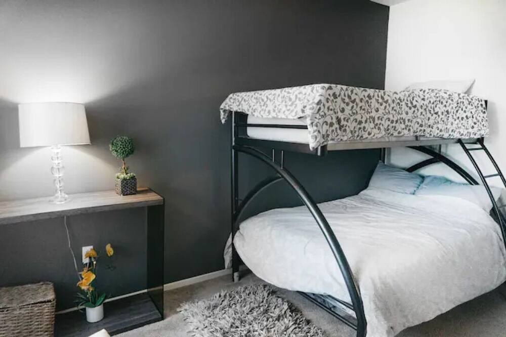 Photo of Bedroom in University City