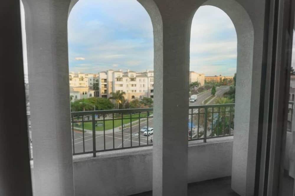 Photo of Patio Balcony in University City