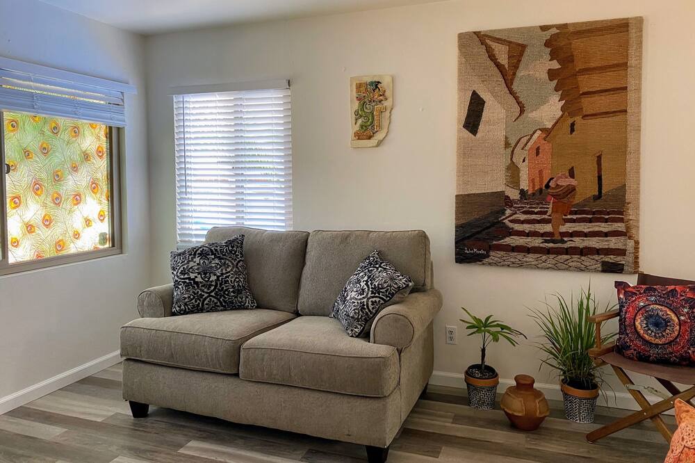Photo of Livingroom in Old Town