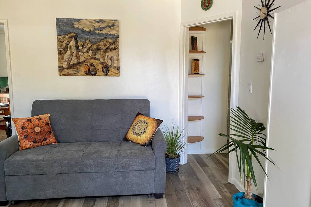 Photo of Livingroom in Old Town