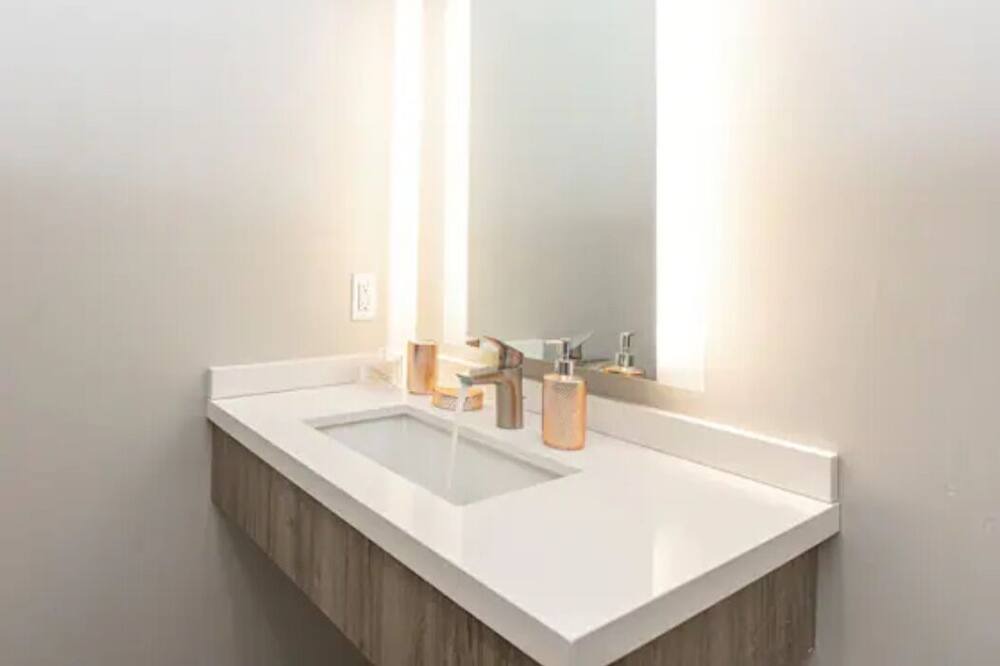 Photo of Bathroom in Old Town