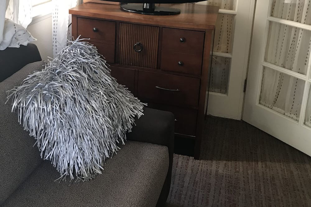 Photo of Bedroom in Kearny Mesa
