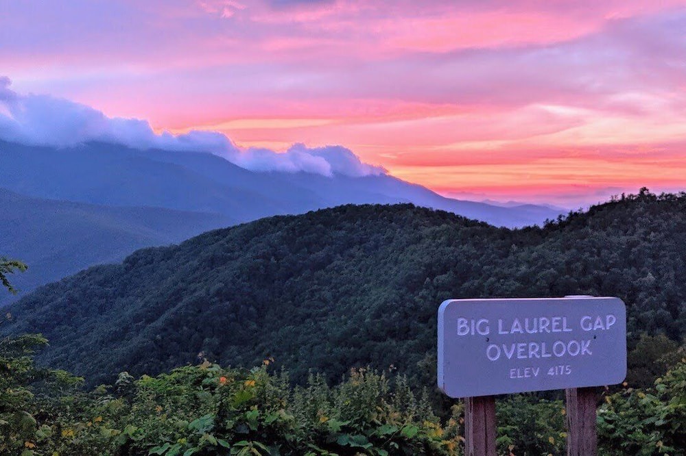 Photo of Outdoor in Bear Den