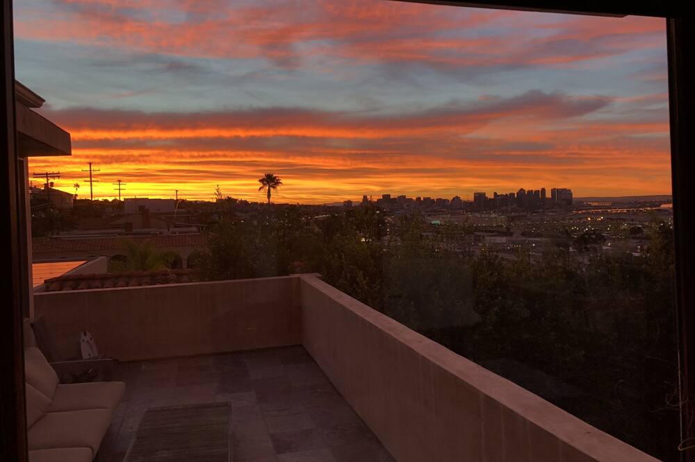 Photo of Patio Balcony in Mission Hills