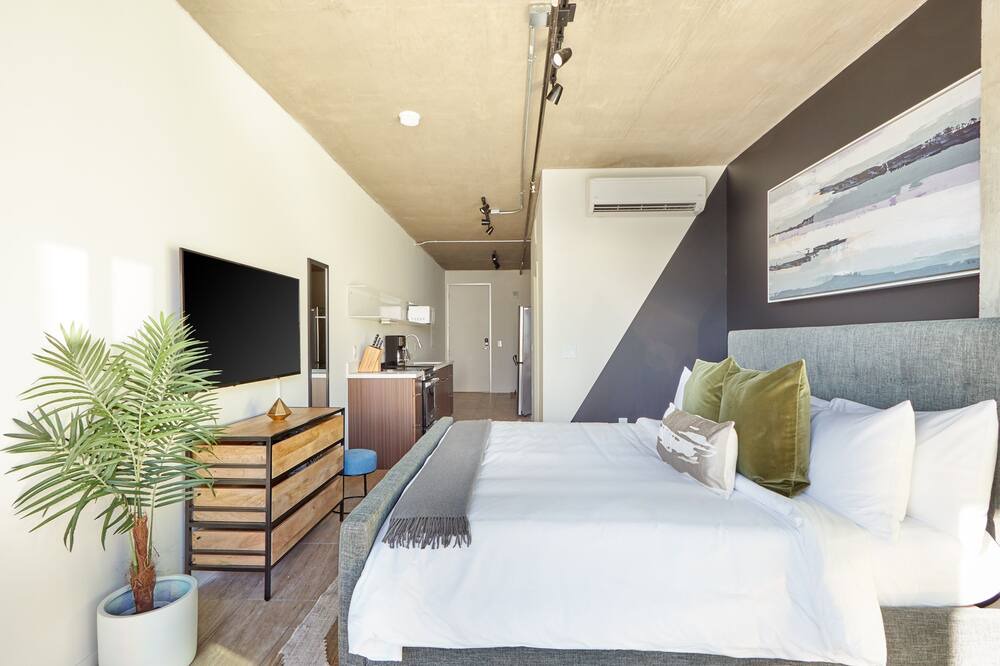 Photo of Bedroom in Little Italy