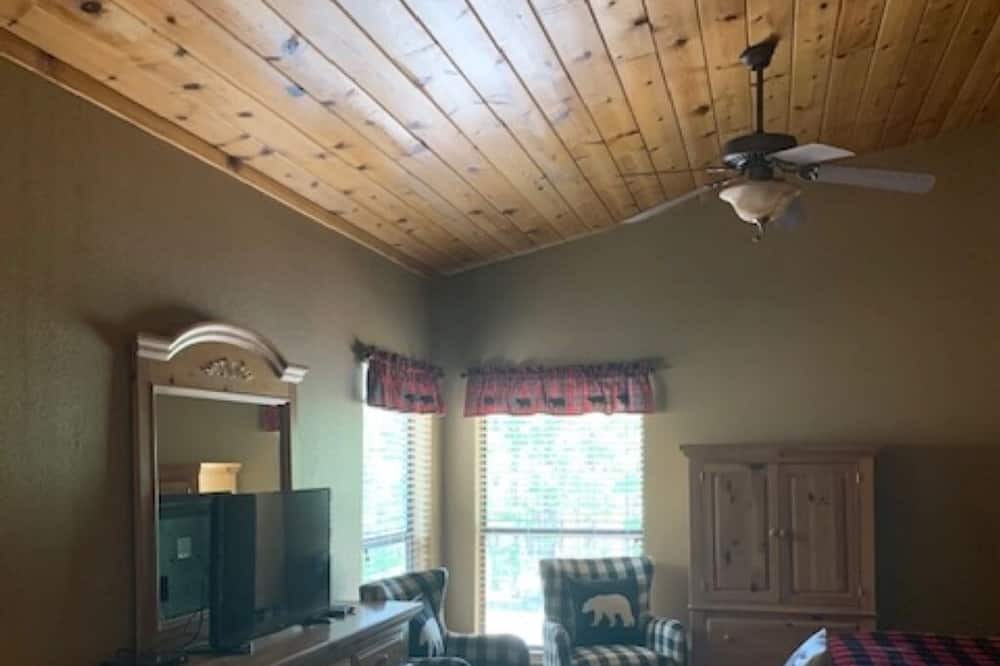 Photo of Bedroom in Pinetop