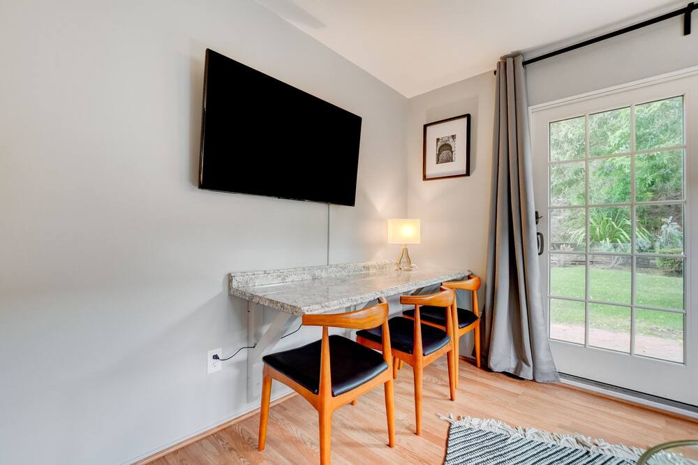 Photo of Bedroom in University City