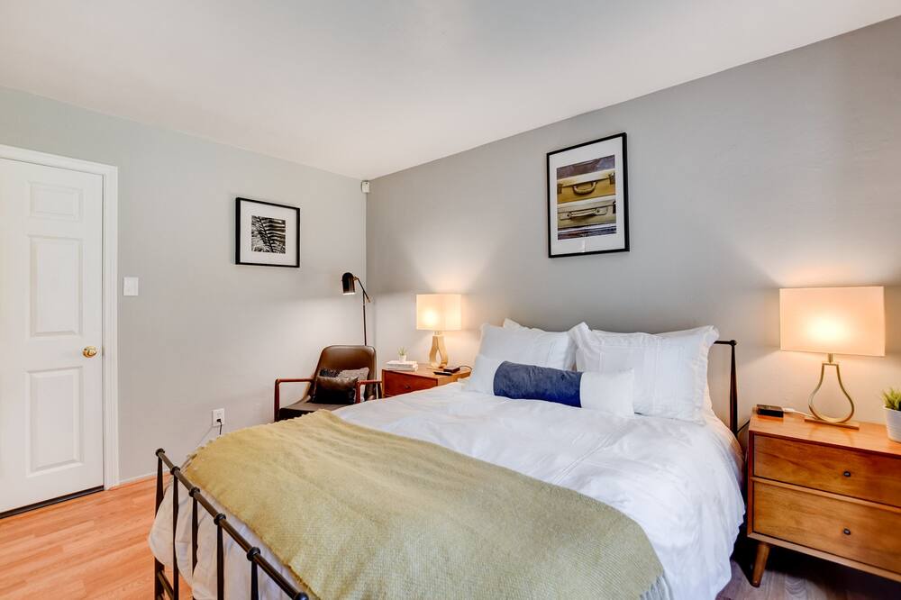 Photo of Bedroom in University City