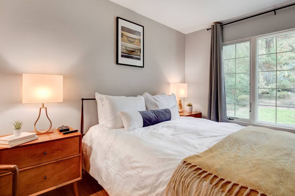 Photo of Bedroom in University City