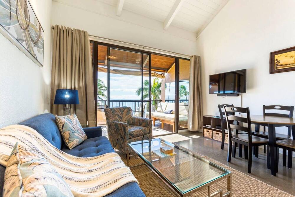 Photo of Livingroom in Maalaea