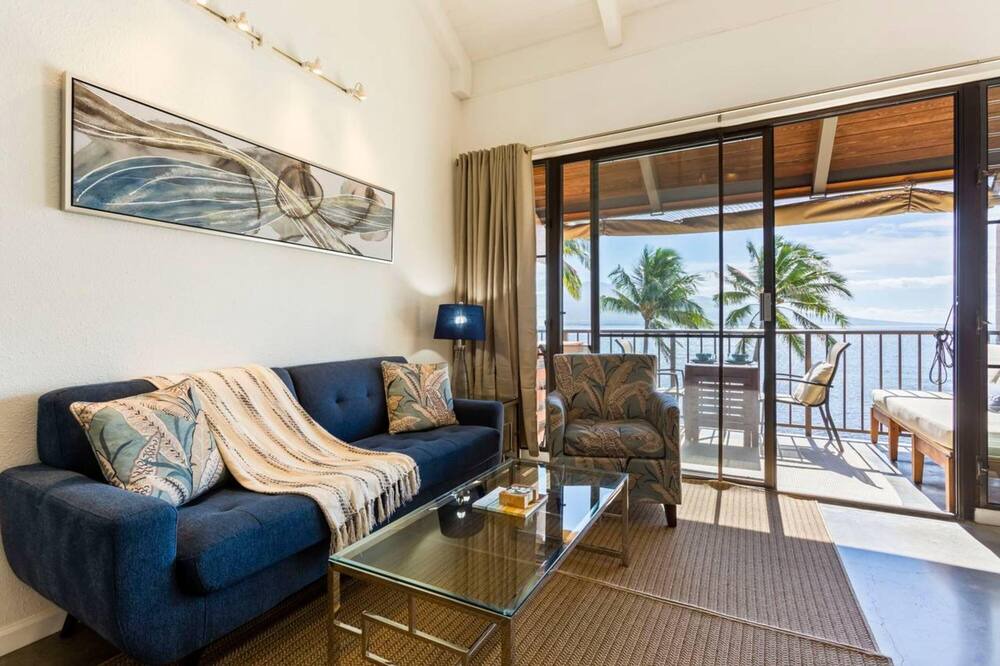 Photo of Livingroom in Maalaea
