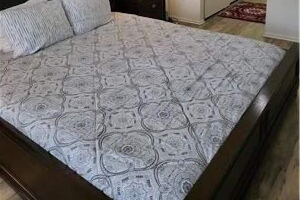 Photo of Bedroom in Mission Valley
