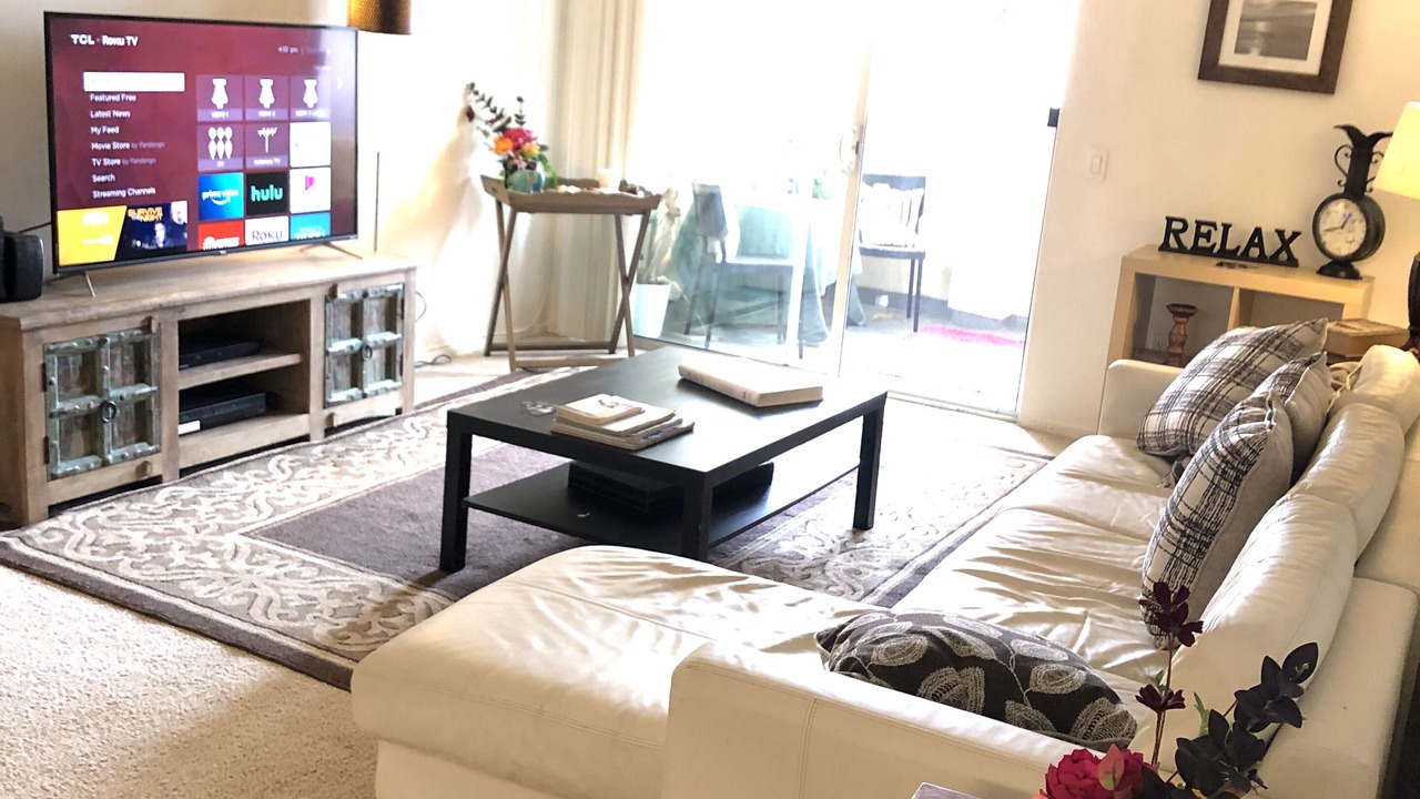 Photo of Livingroom in University City