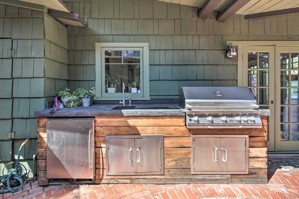 Photo of Outdoor in Mission Hills