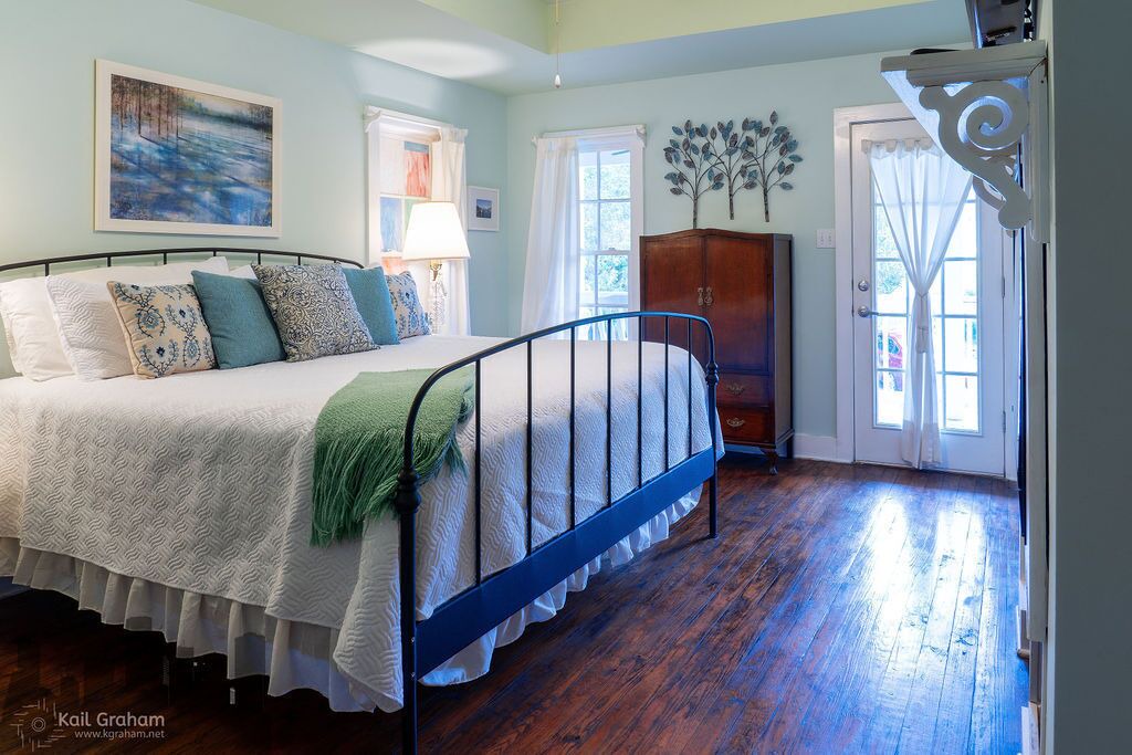Photo of Bedroom in Canyon Lake
