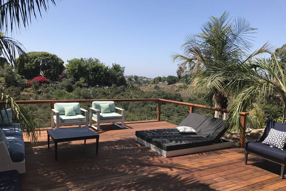 Photo of Patio Balcony in Clairemont Mesa West