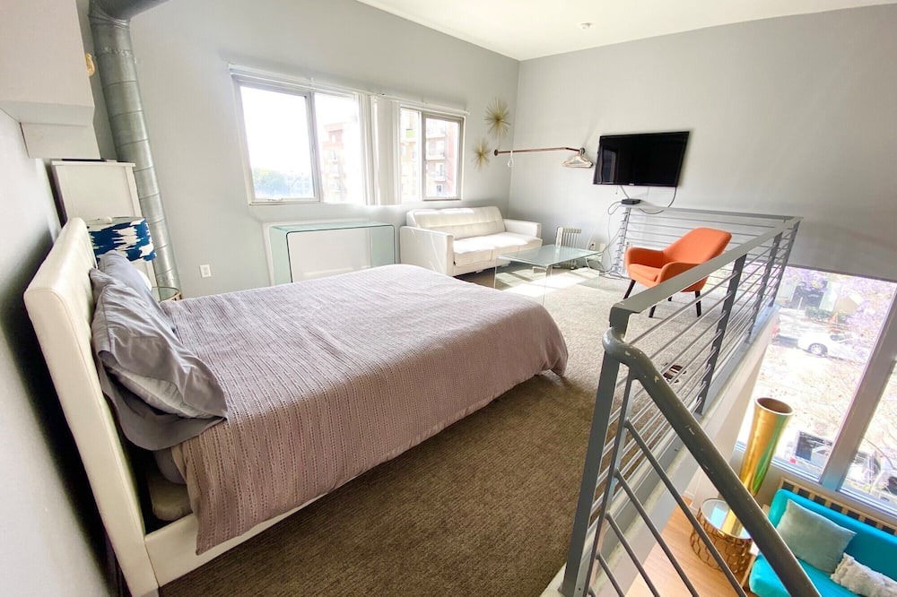 Photo of Bedroom in Little Italy