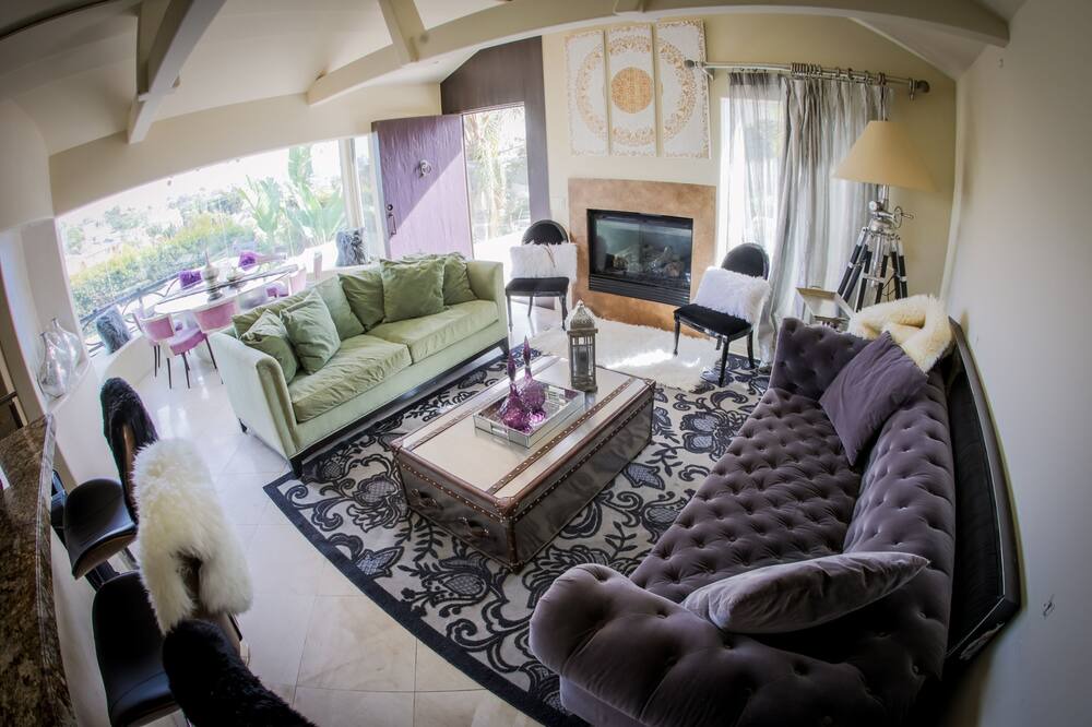 Photo of Livingroom in Mission Hills