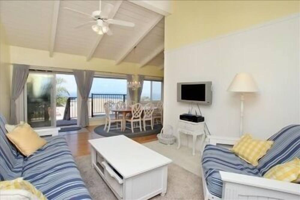 Photo of Bedroom in Del Mar